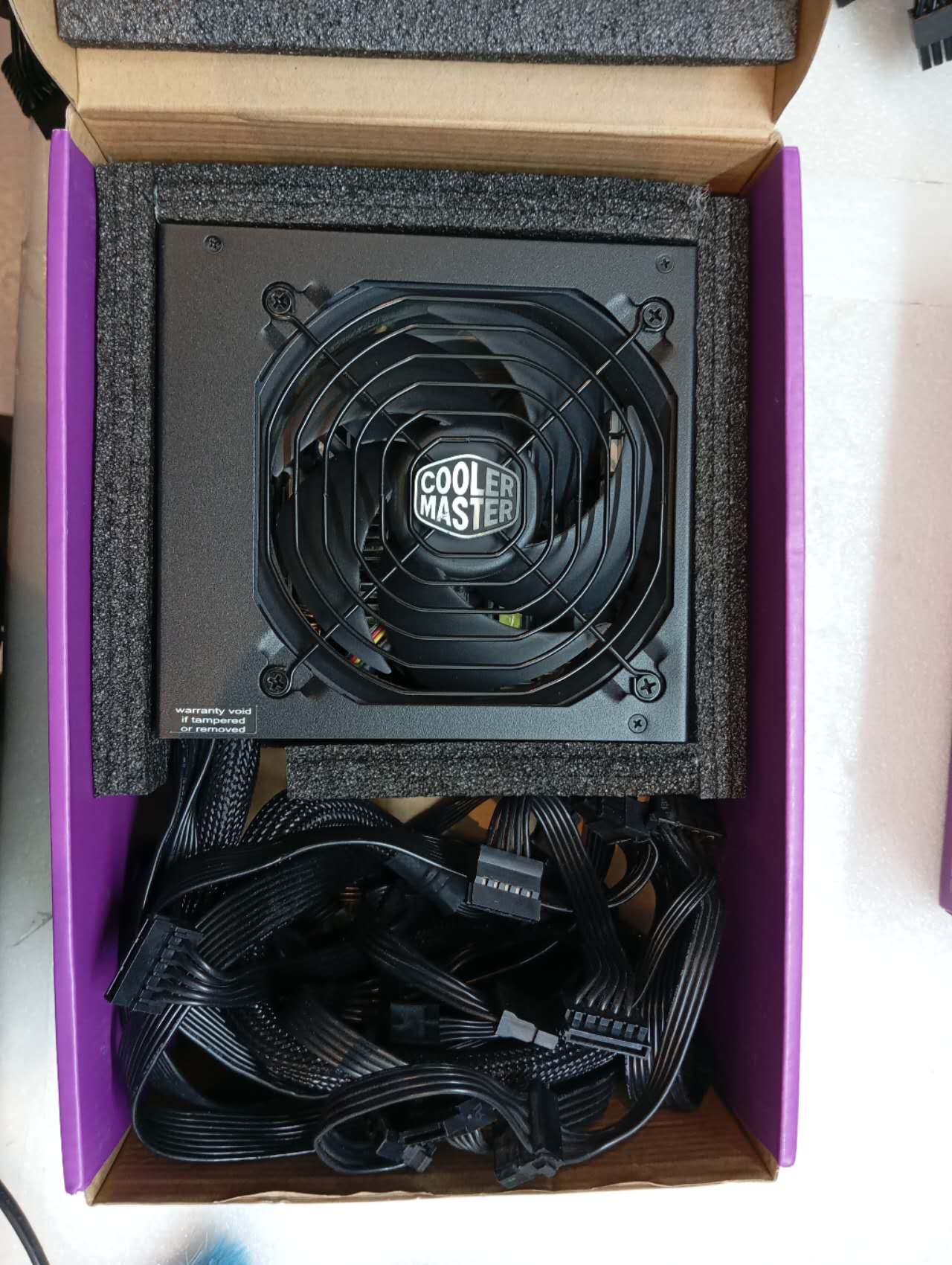 Refurbished Cooler Master MWE GOLD 550 Refurbished Cooler Master MWE GOLD 550
